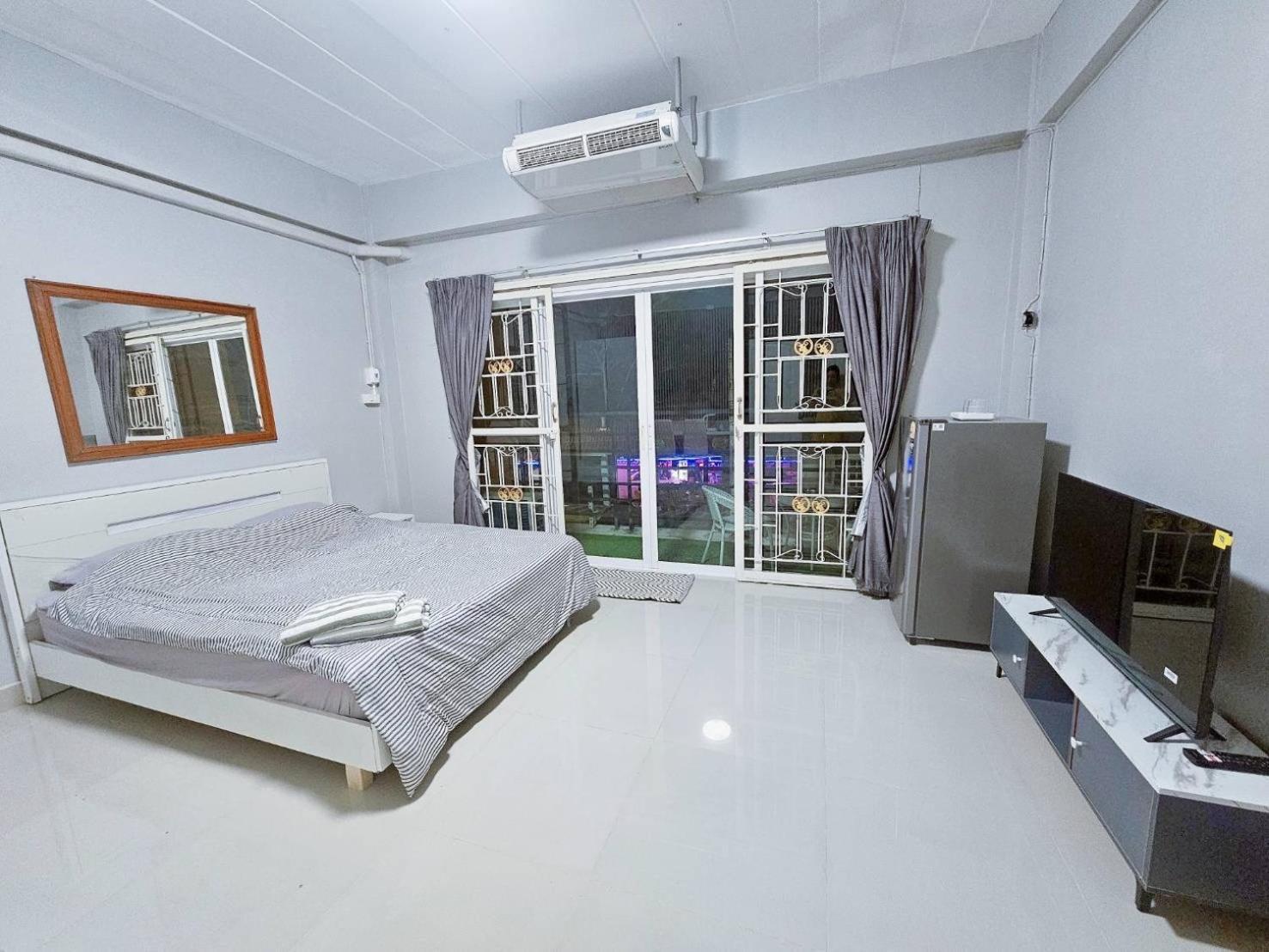 Future Hostel Pattaya Nong Prue Exterior foto